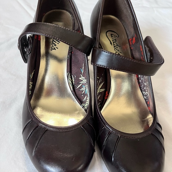 Candies Dark Brown Short Heels - Picture 2 of 4